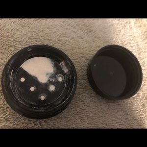 Kylie Cosmetics ultra glow in Santorini